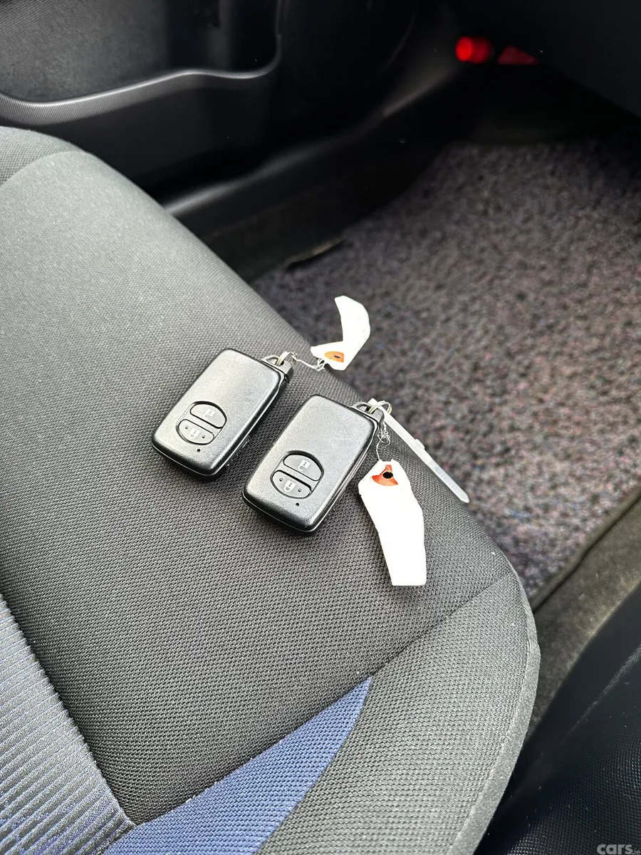 Toyota Aqua Hatchback, Petrol Hybrid, 2019, Silver