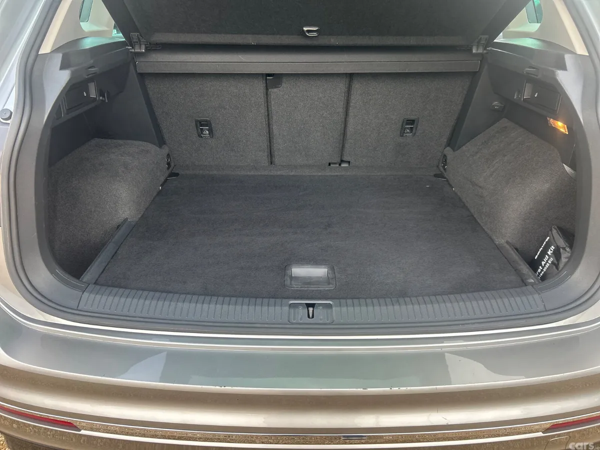 Volkswagen Tiguan SUV, Diesel, 2019, Grey