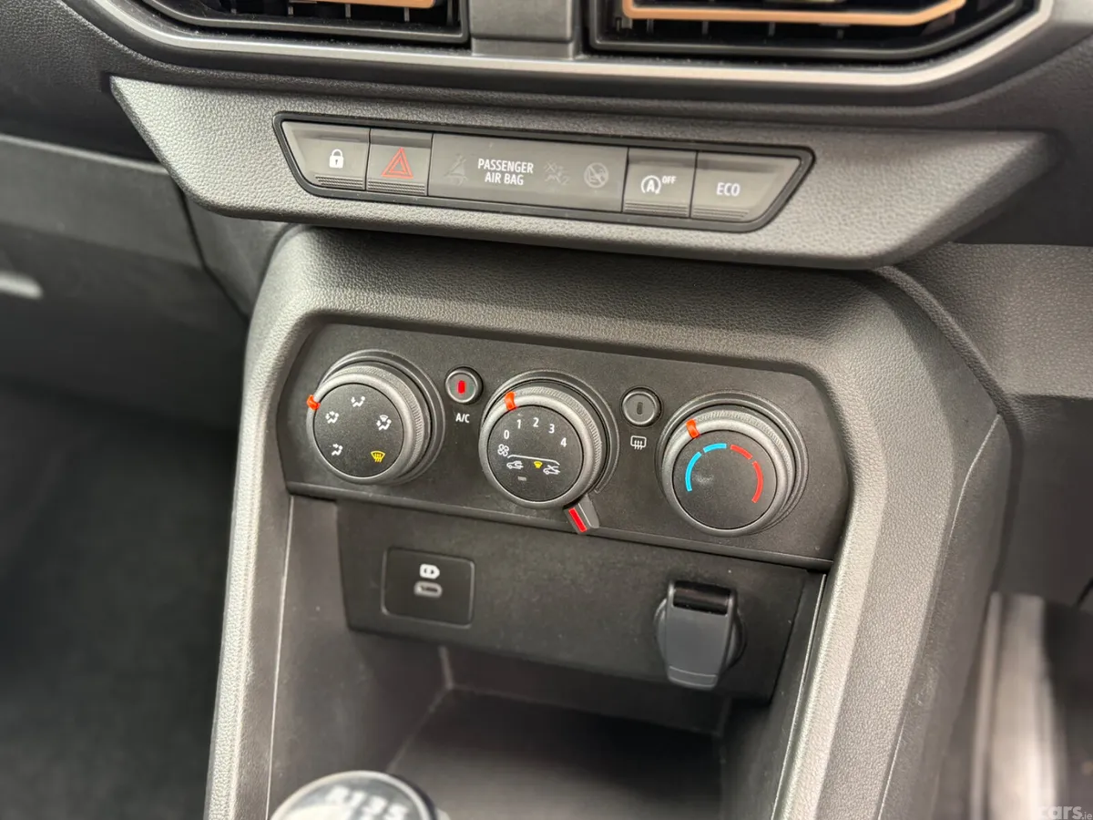 Dacia Sandero Stepway Hatchback, Petrol, 2025, Grey
