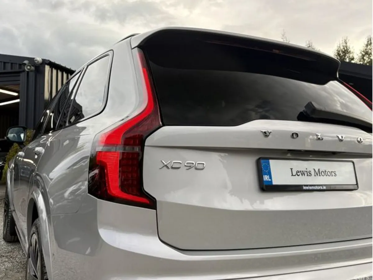 Volvo XC90 SUV, Petrol Hybrid, 2025, Silver