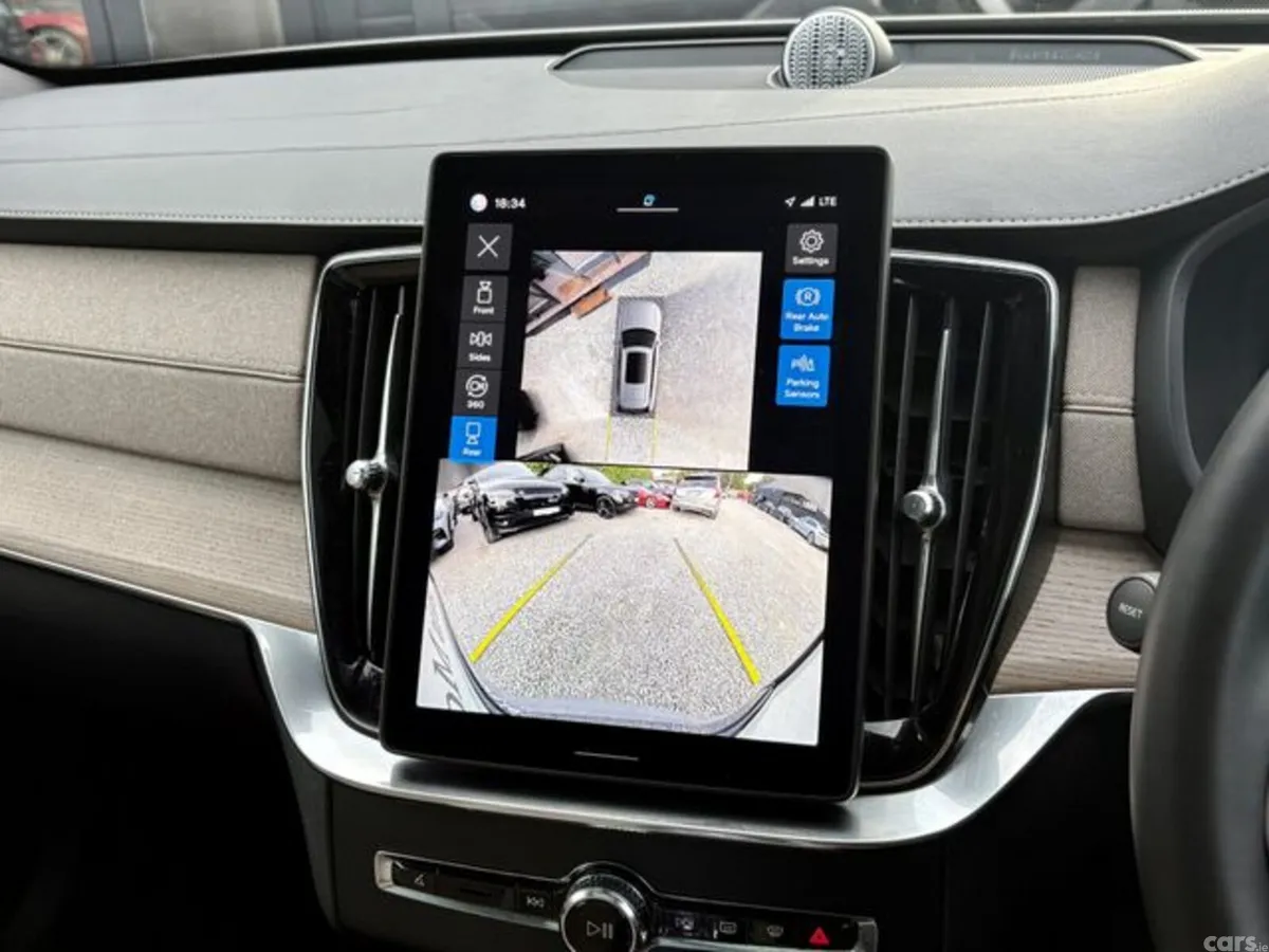 Volvo XC90 SUV, Petrol Hybrid, 2025, Silver