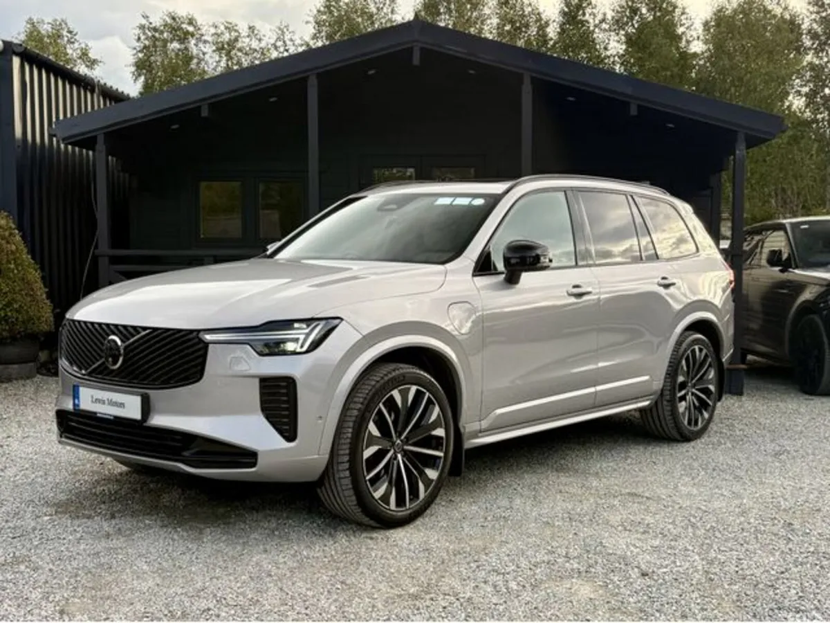 Volvo XC90 SUV, Petrol Hybrid, 2025, Silver