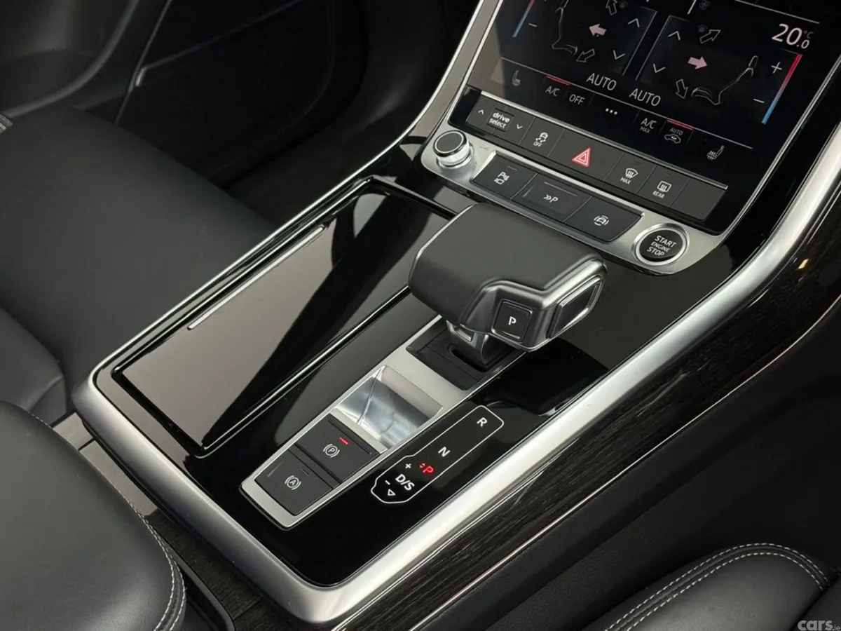 Audi Q7 SUV, Petrol Plug-in Hybrid, 2025, Grey