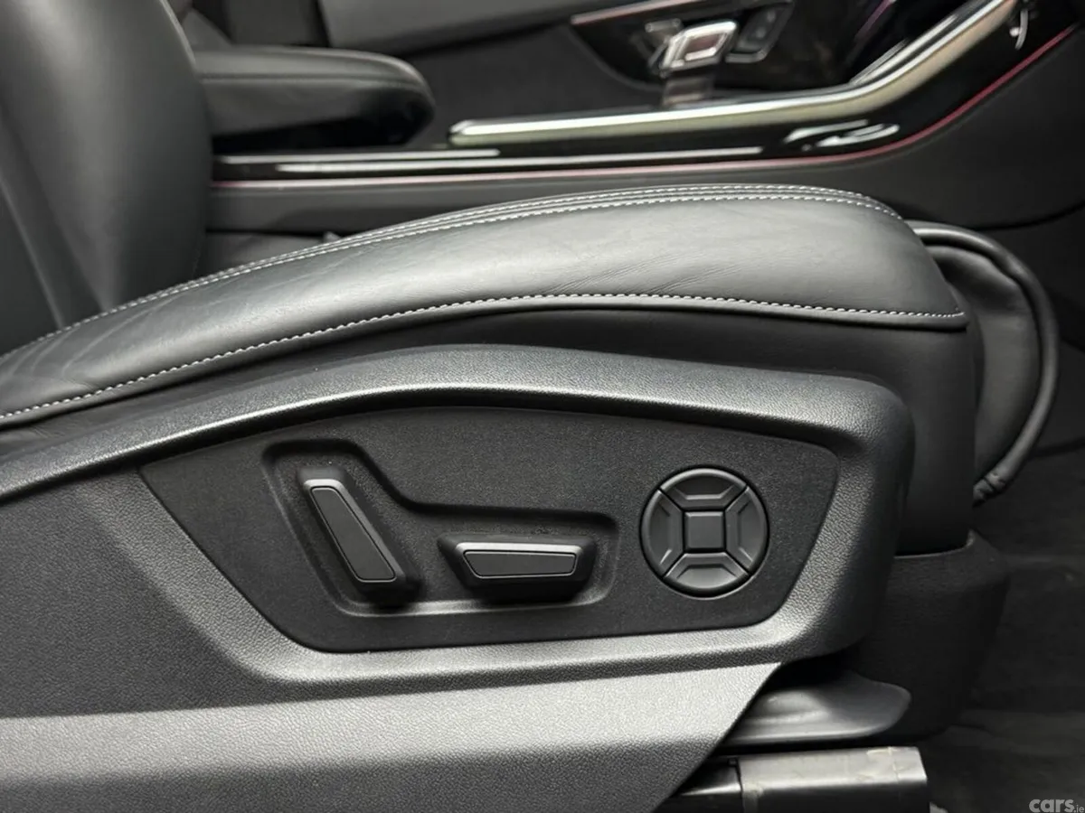 Audi Q7 SUV, Petrol Plug-in Hybrid, 2025, Grey