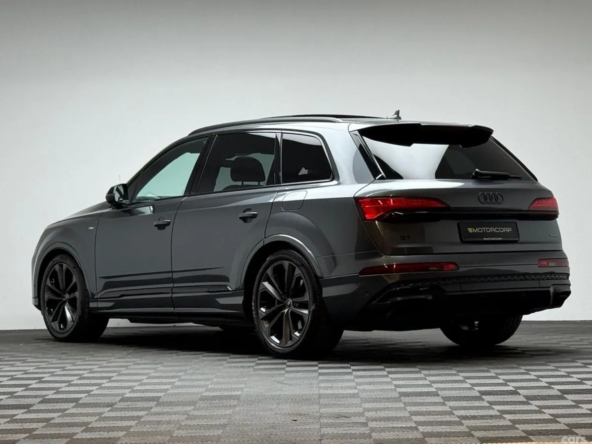 Audi Q7 SUV, Petrol Plug-in Hybrid, 2025, Grey