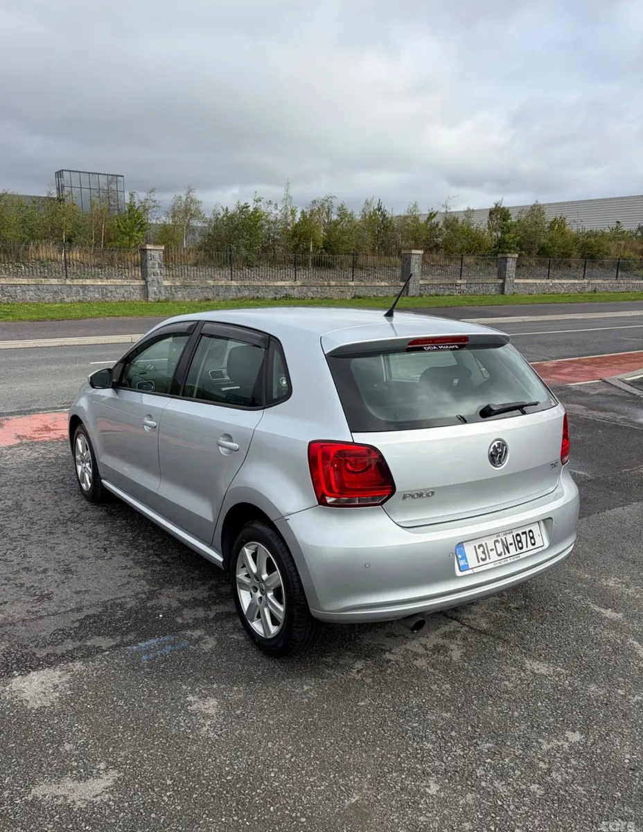 Volkswagen Polo Hatchback, Petrol, 2013, Silver