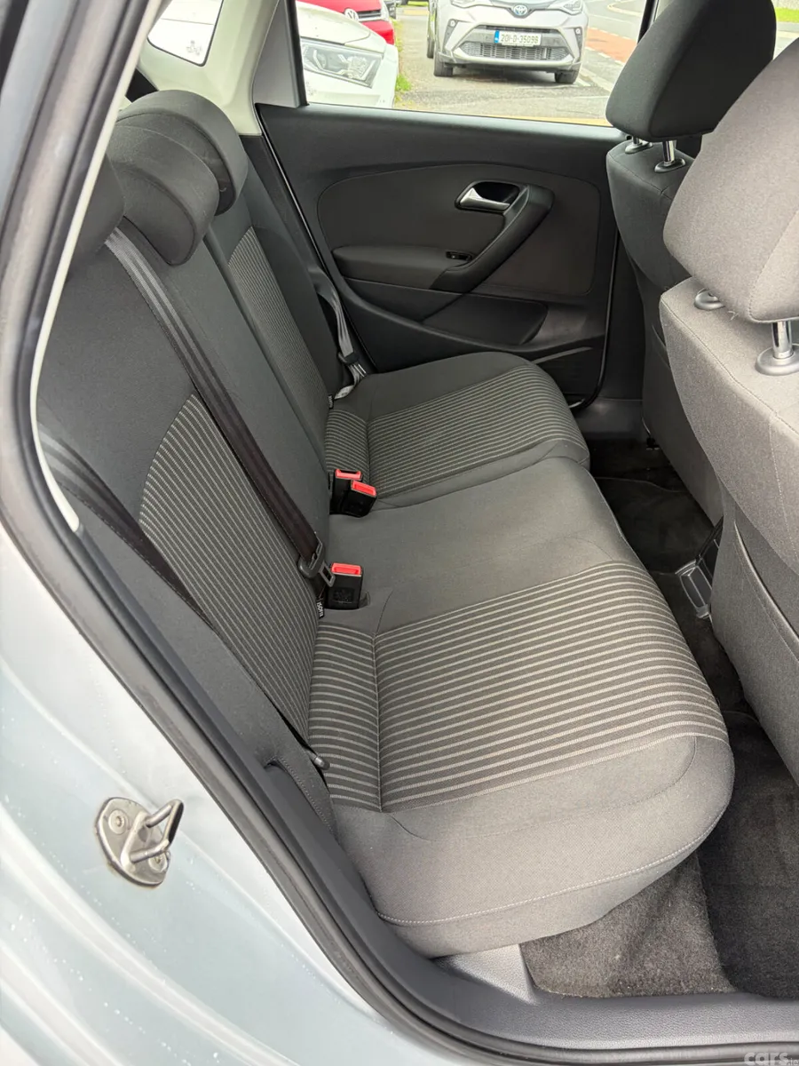 Volkswagen Polo Hatchback, Petrol, 2013, Silver