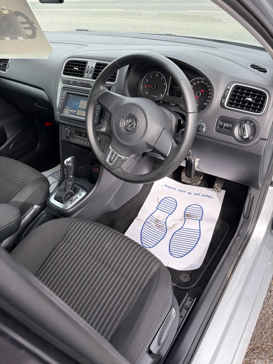 Volkswagen Polo Hatchback, Petrol, 2013, Silver