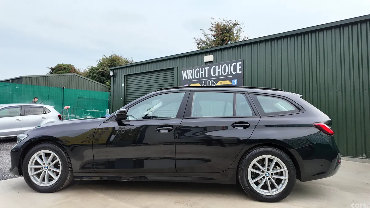 BMW 3-Series Estate, Diesel, 2021, Black
