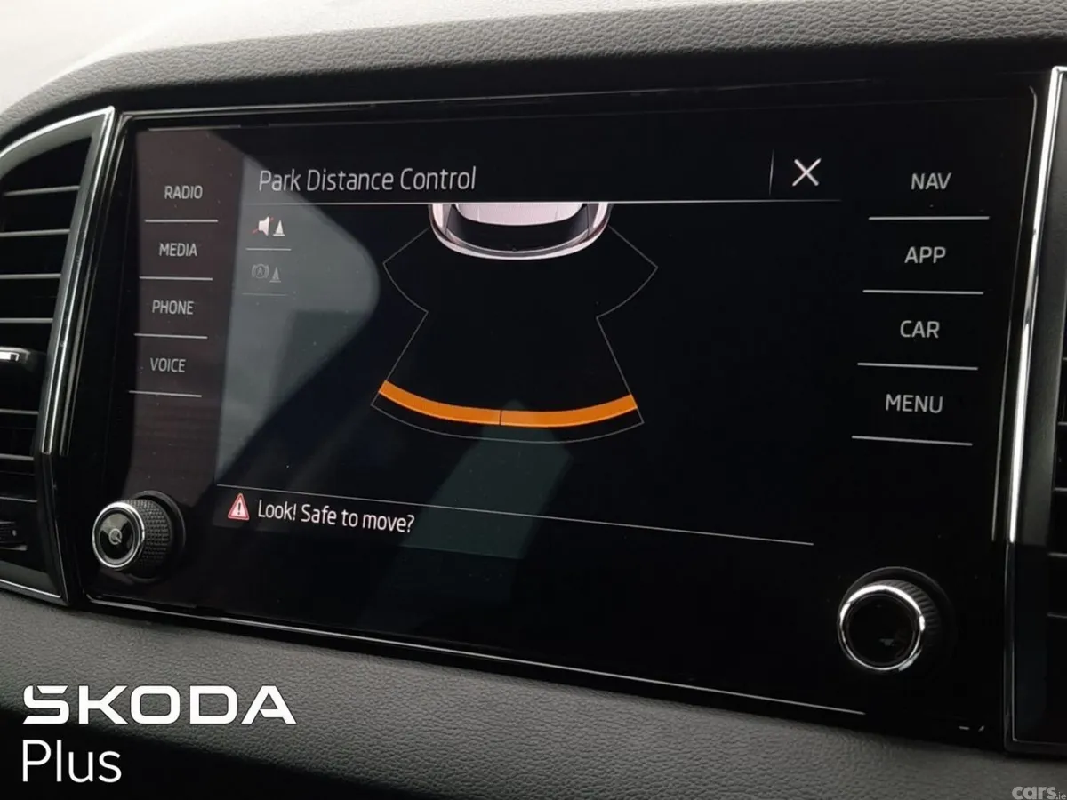 Skoda Karoq SUV, Diesel, 2024, Grey