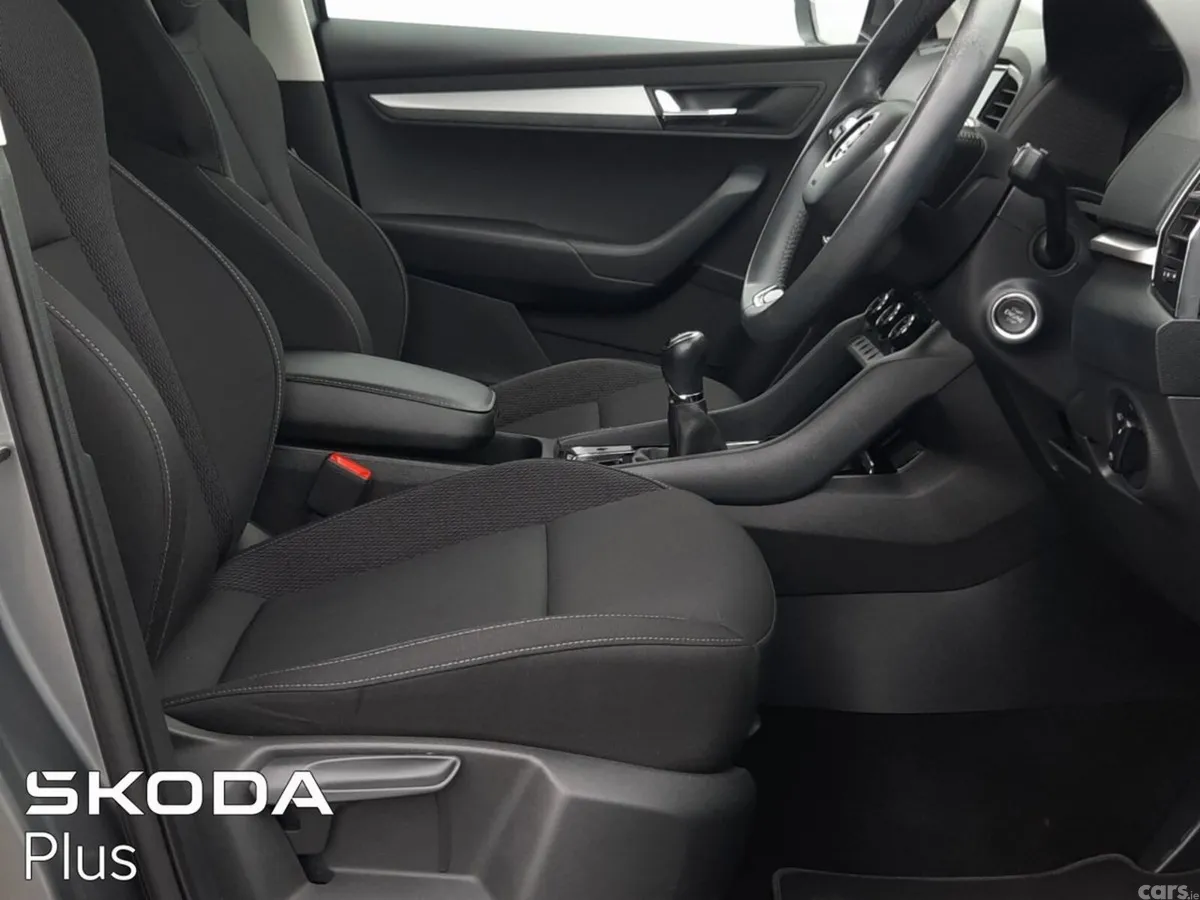 Skoda Karoq SUV, Diesel, 2024, Grey