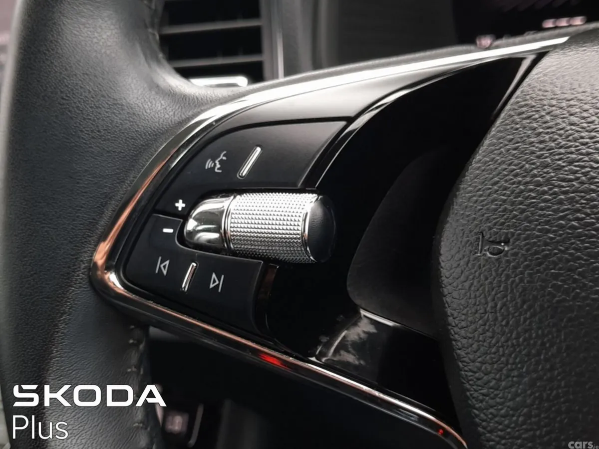 Skoda Karoq SUV, Diesel, 2024, Grey