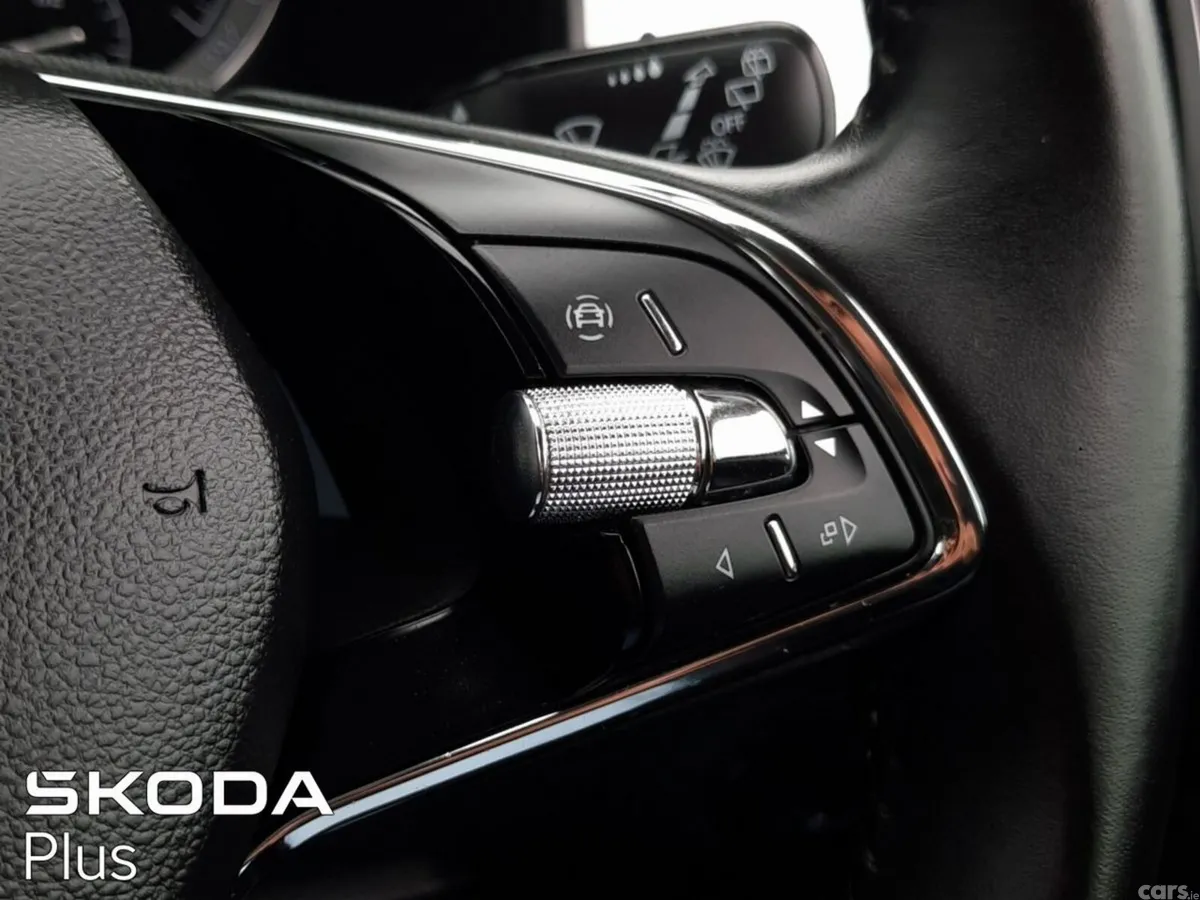 Skoda Kodiaq MPV, Diesel, 2023, Silver