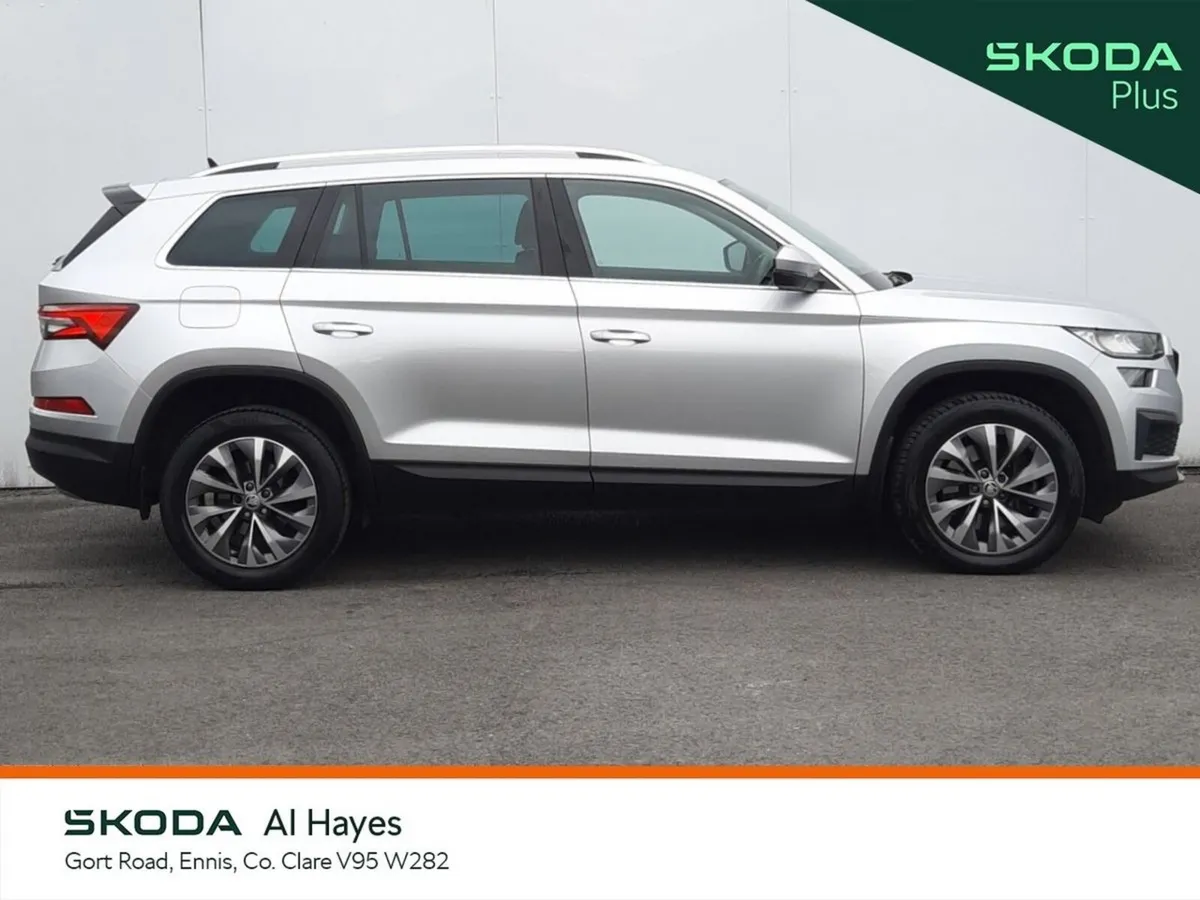 Skoda Kodiaq MPV, Diesel, 2023, Silver