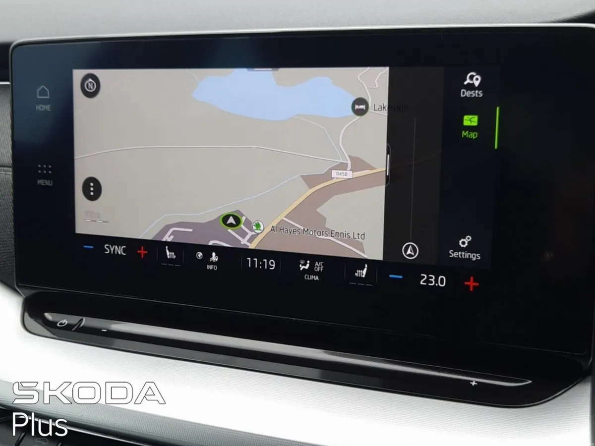 Skoda Octavia Saloon, Diesel, 2023, Black