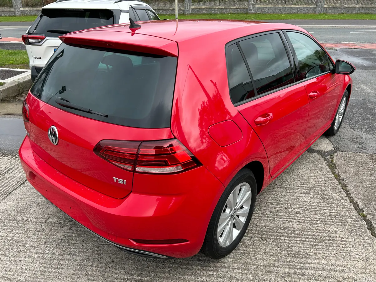 Volkswagen Golf Hatchback, Petrol, 2017, Red