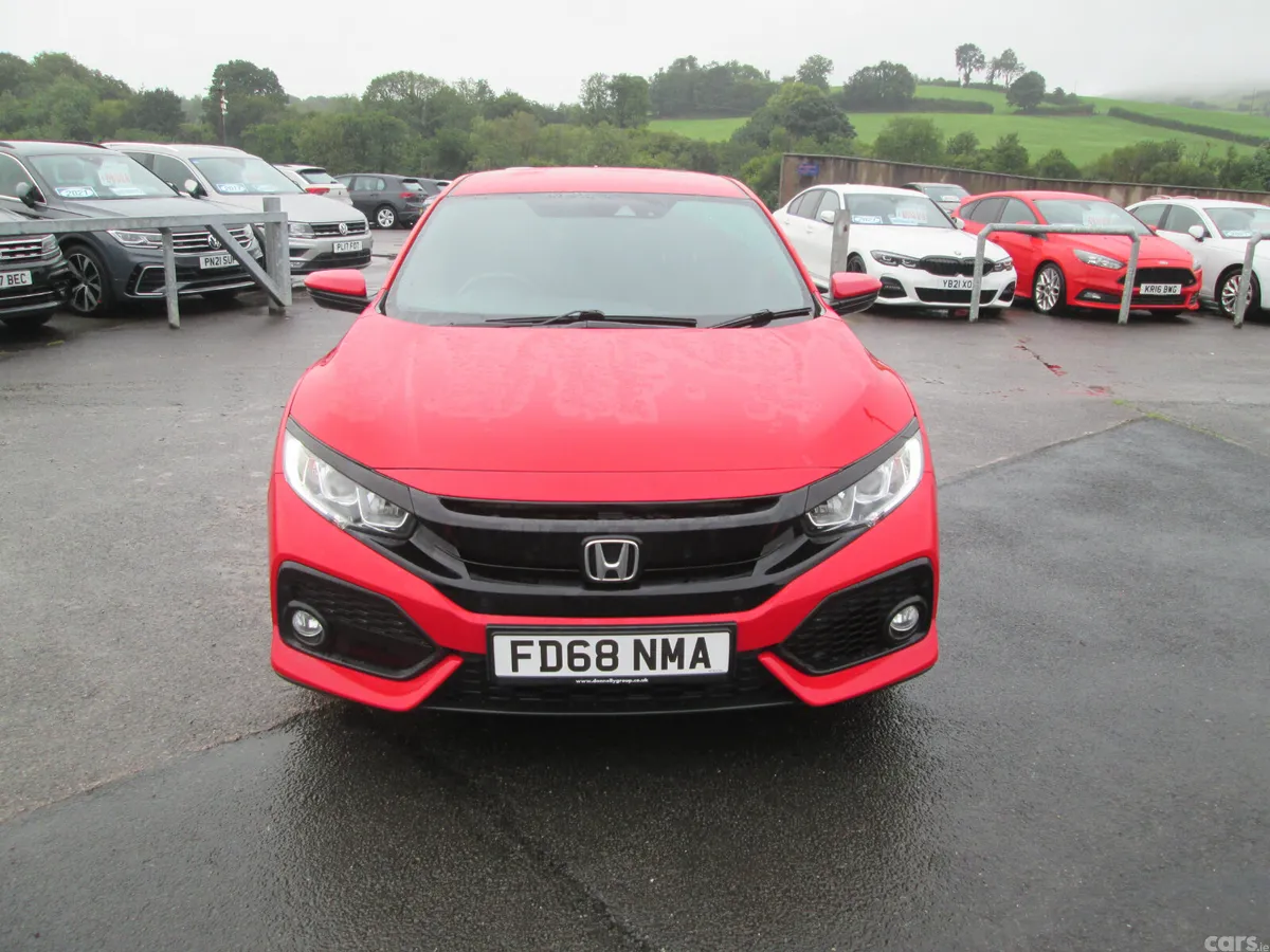 Honda Civic Hatchback, Diesel, 2019, Red