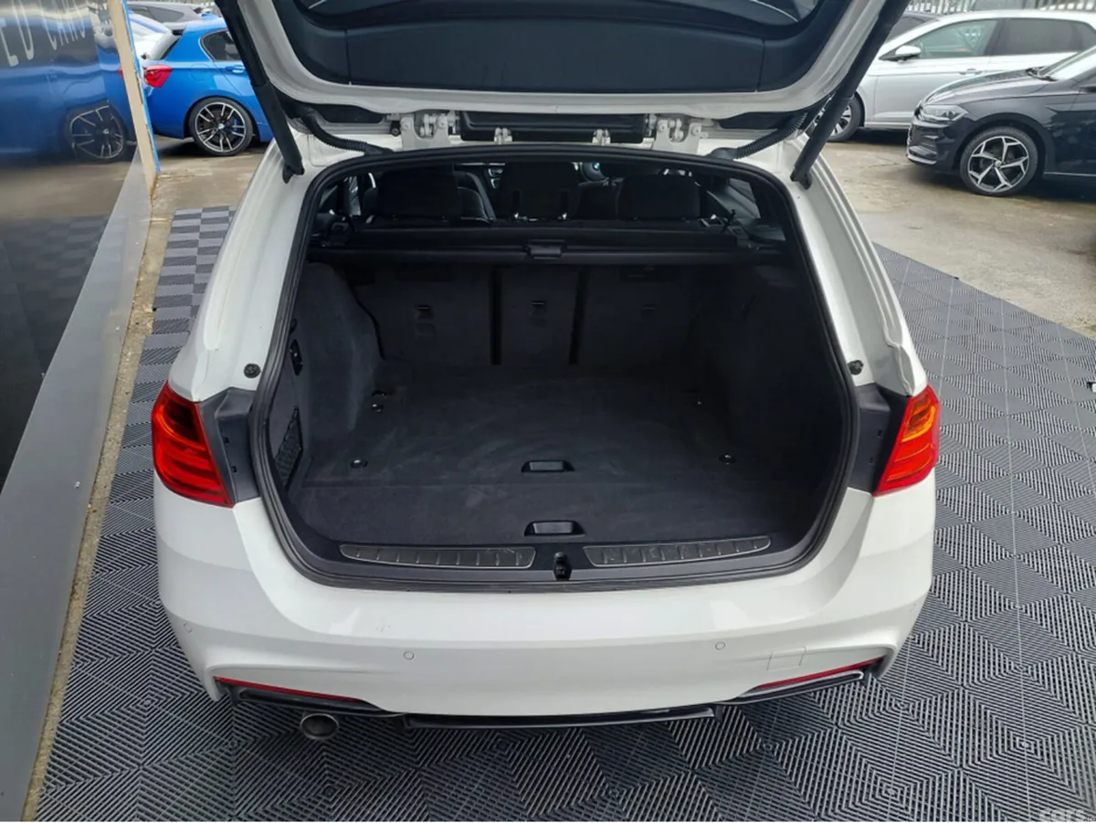 BMW 3-Series Estate, Petrol, 2014, White