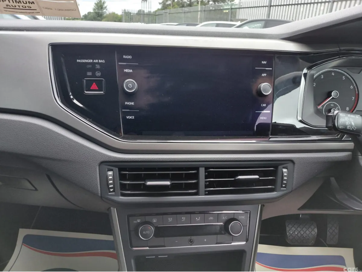 Volkswagen Polo Hatchback, Petrol, 2019, White