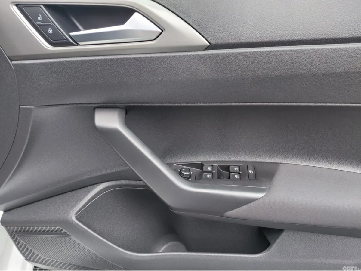 Volkswagen Polo Hatchback, Petrol, 2019, White