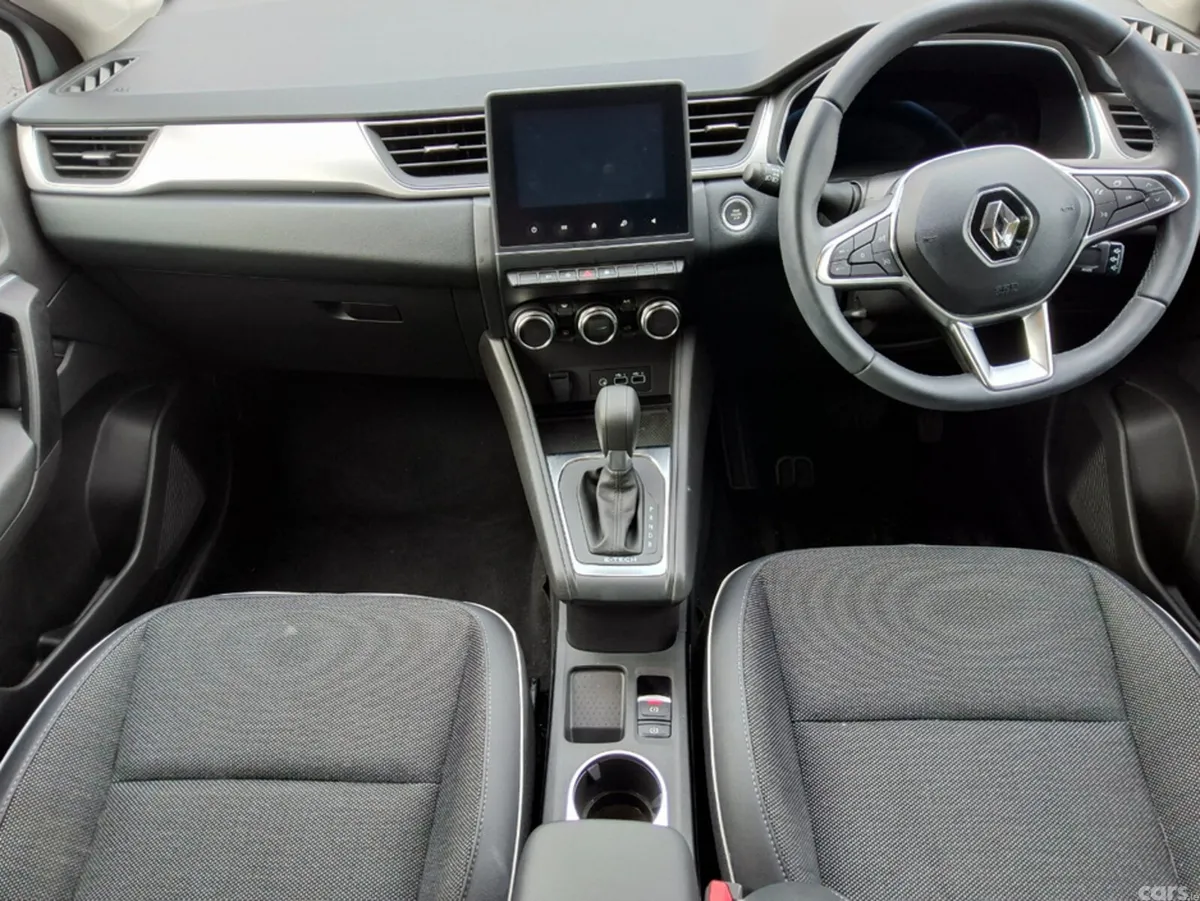 Renault Captur Hatchback, Petrol Plug-in Hybrid, 2023, Grey