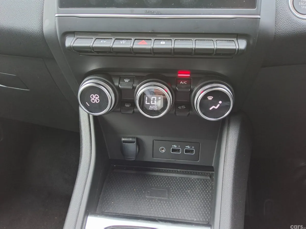 Renault Captur Hatchback, Petrol Plug-in Hybrid, 2023, Grey