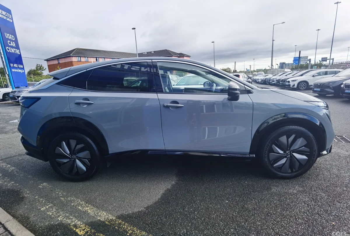 Nissan Ariya SUV, Electric, 2024, Grey