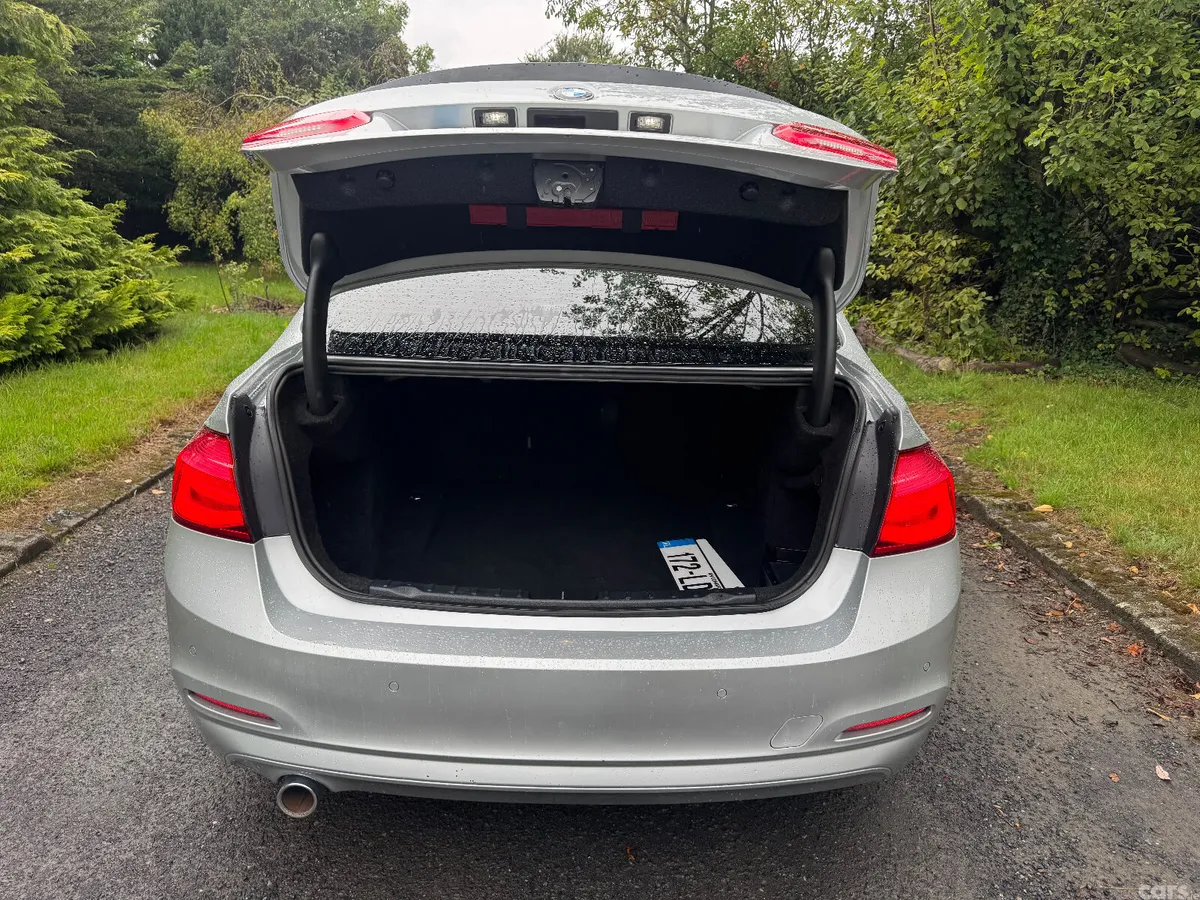 BMW 3-Series Saloon, Diesel, 2017, Silver