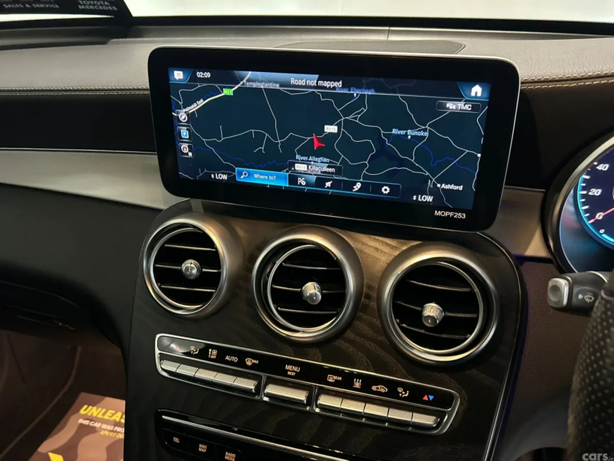 Mercedes-Benz GLC Estate, Diesel Hybrid, 2022, Silver