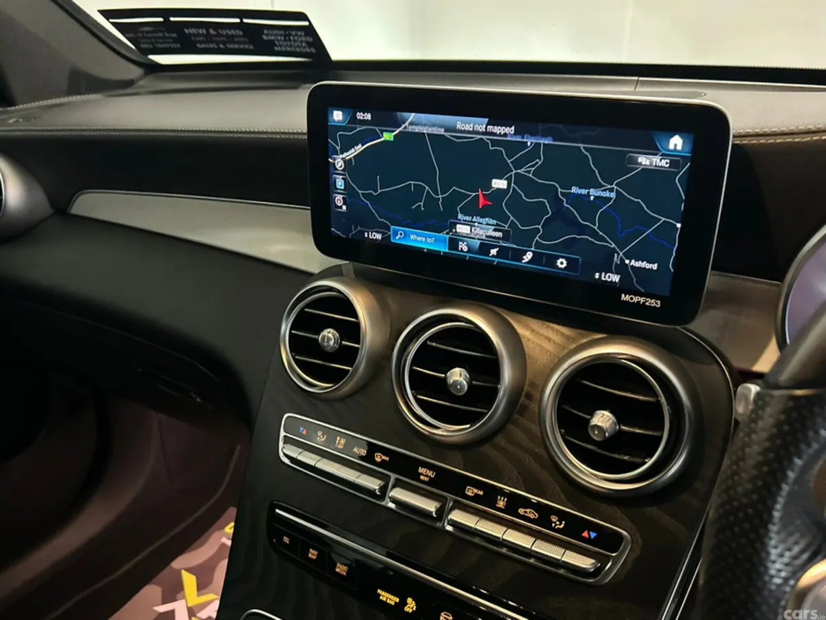 Mercedes-Benz GLC Estate, Diesel Hybrid, 2022, Silver