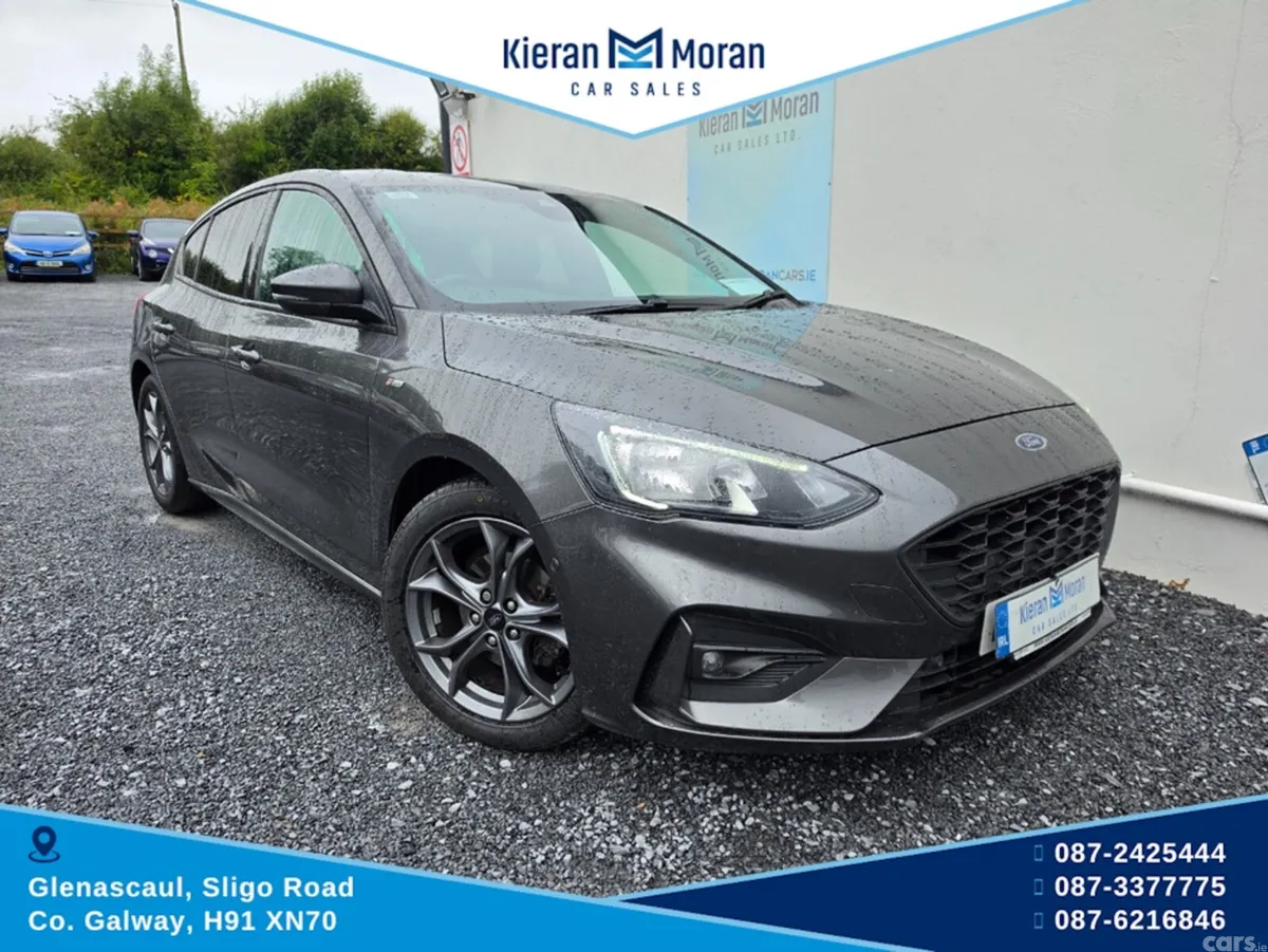 Ford Focus Hatchback, Diesel, 2019, Grey