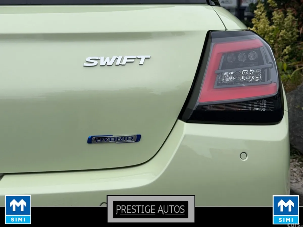 Suzuki Swift Hatchback, Petrol Hybrid, 2024, Green