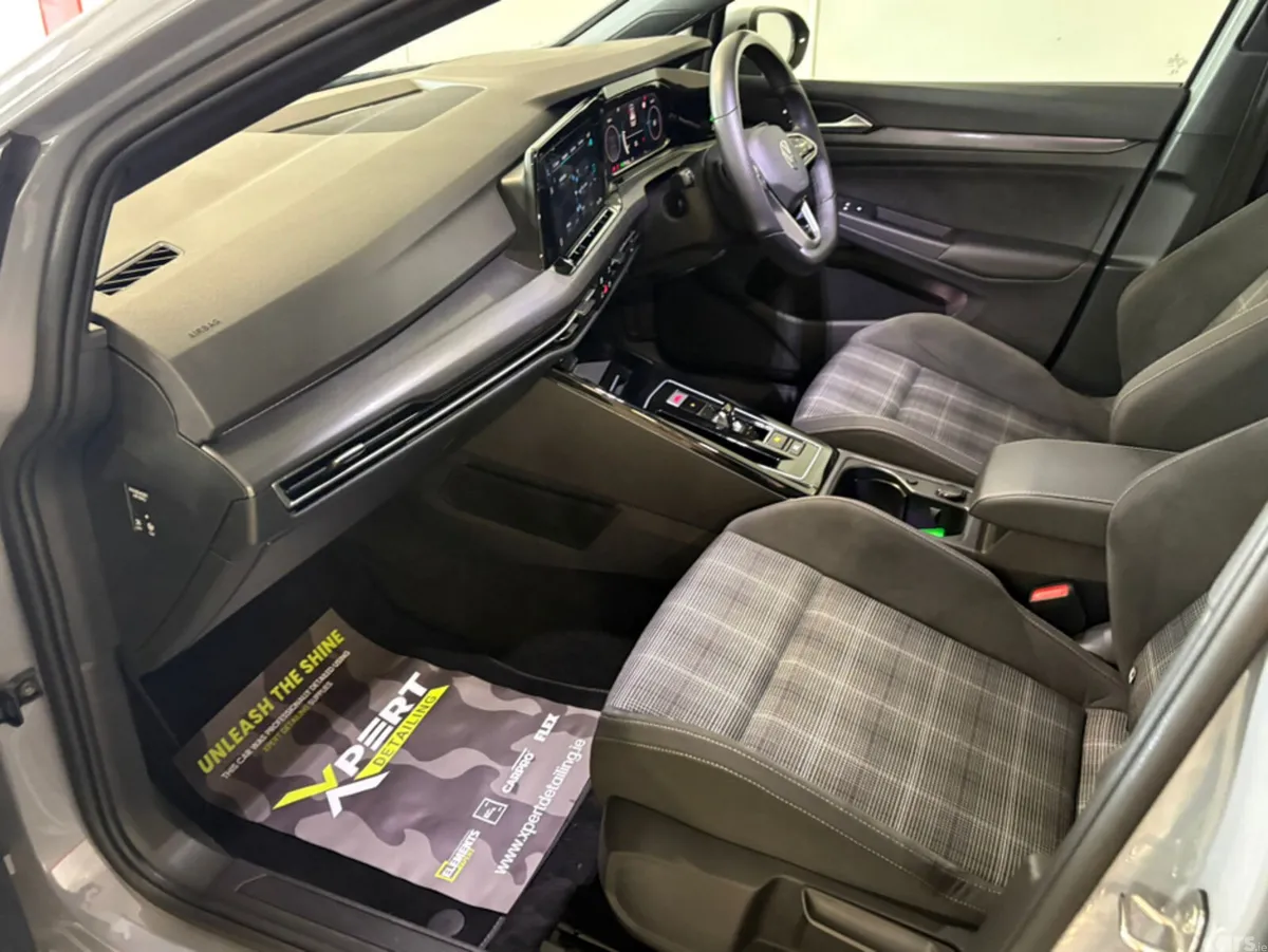 Volkswagen Golf Hatchback, Diesel, 2023, Grey