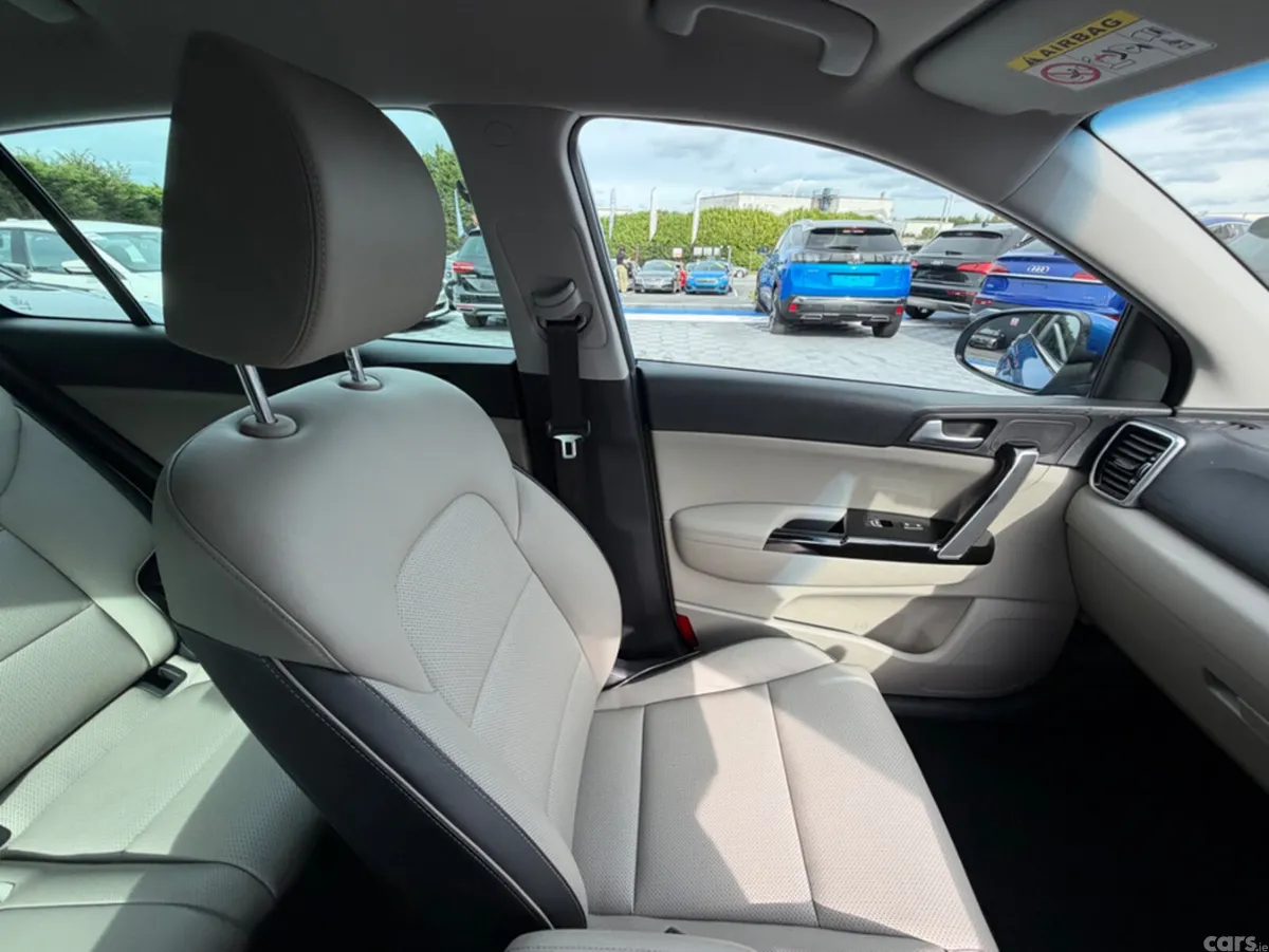Kia Sportage SUV, Diesel, 2021, Blue