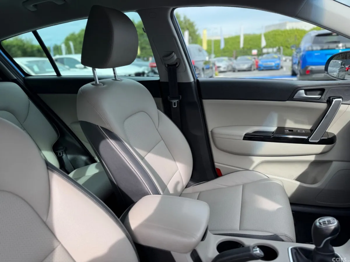 Kia Sportage SUV, Diesel, 2021, Blue