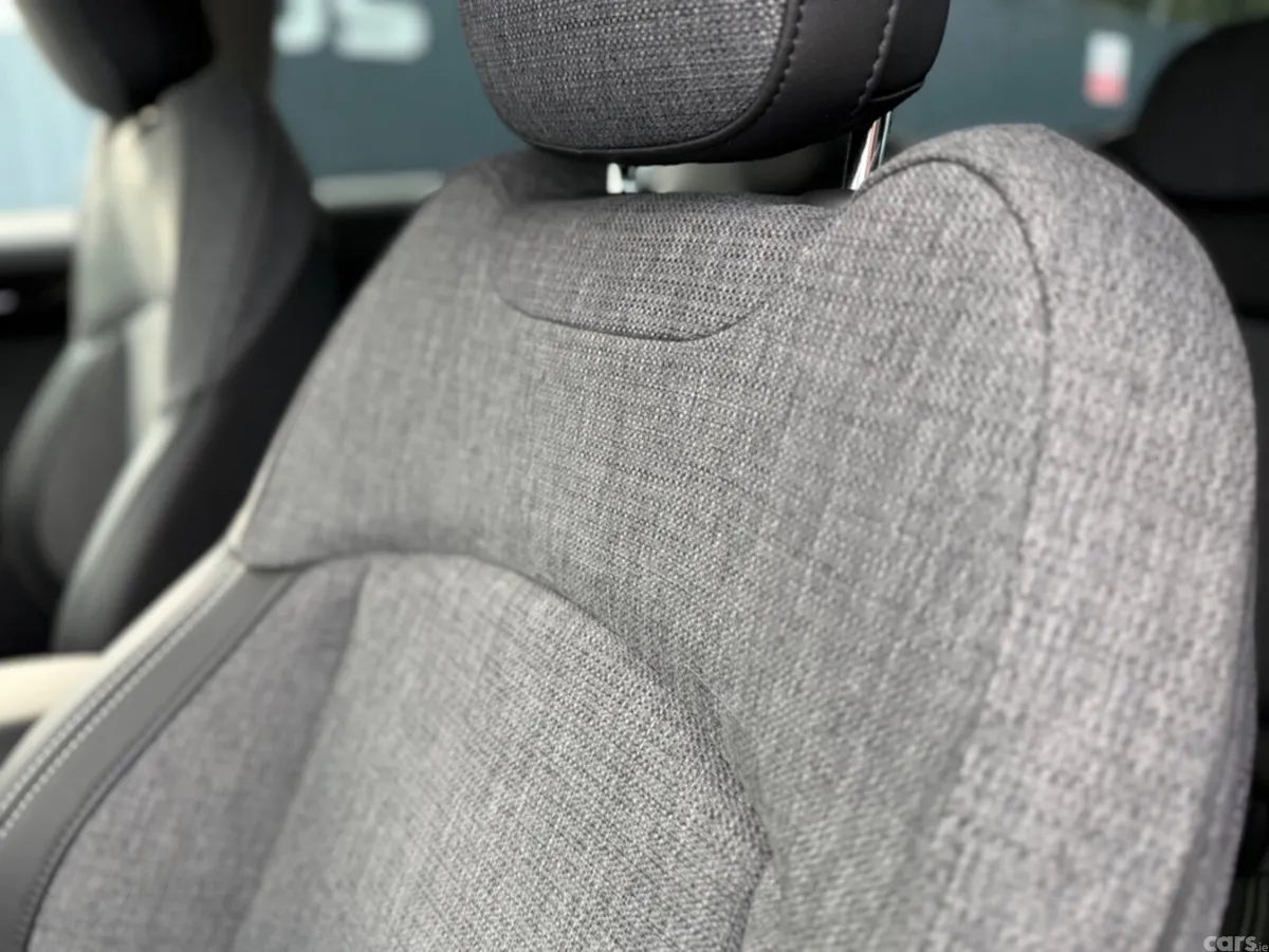 Mini Cooper Hatchback, Diesel, 2021, Green