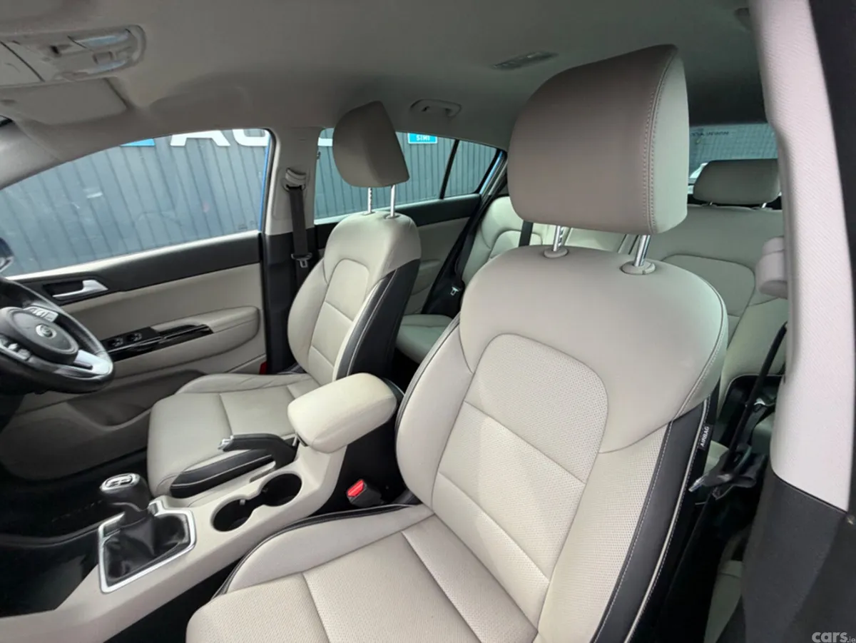Kia Sportage SUV, Diesel, 2021, Blue