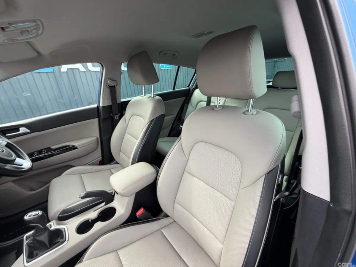 Kia Sportage SUV, Diesel, 2021, Blue