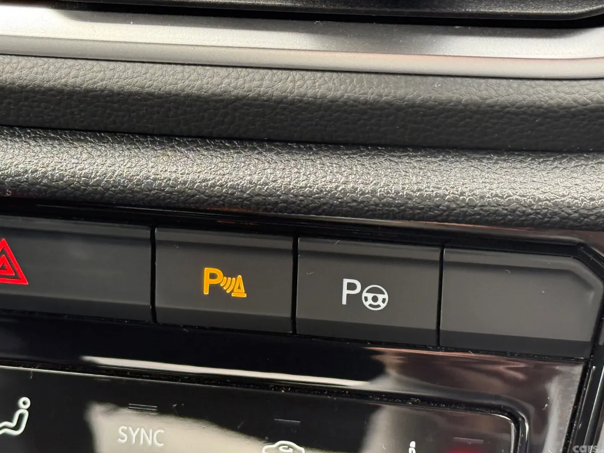Volkswagen T-Roc SUV, Diesel, 2023, Black