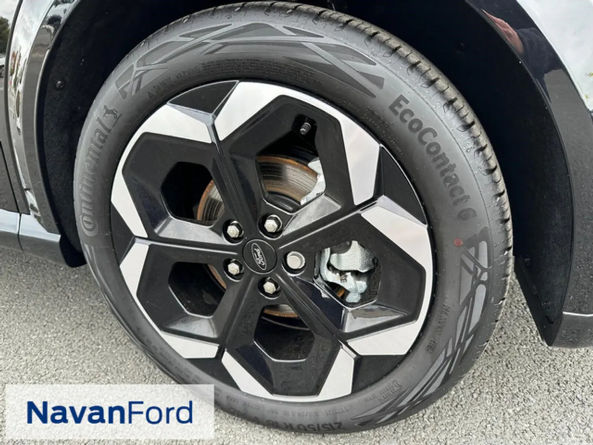 Ford Puma SUV, Petrol Hybrid, 2027, Black