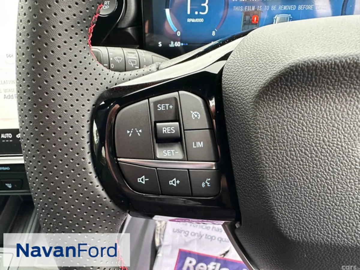Ford Puma SUV, Petrol Hybrid, 2027, Black