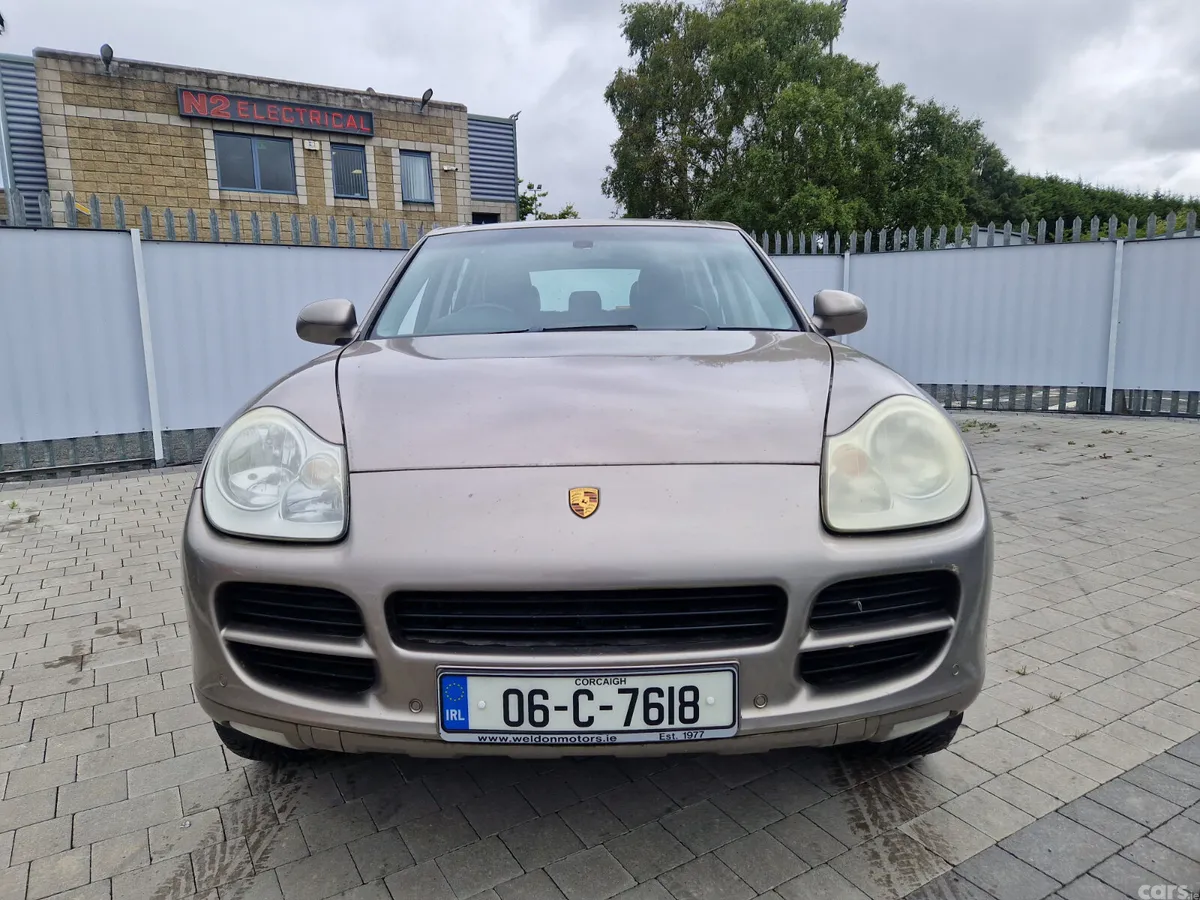 Porsche Cayenne SUV, Petrol, 2006, Beige