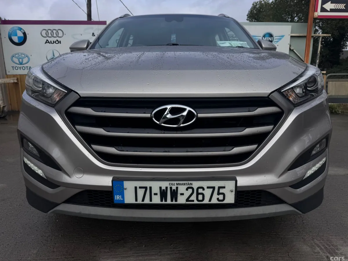 Hyundai Tucson SUV, Diesel, 2017, Gold