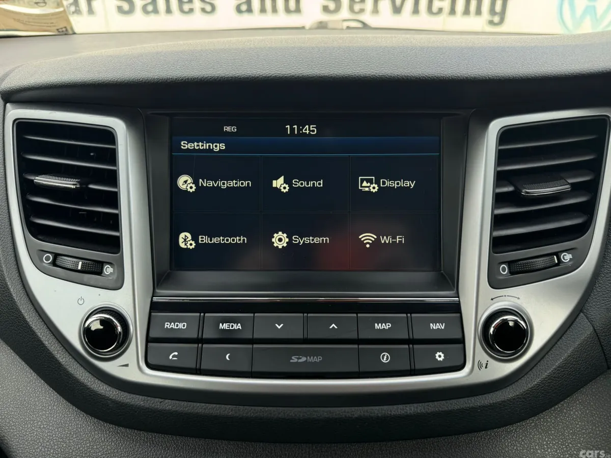 Hyundai Tucson SUV, Diesel, 2017, Gold