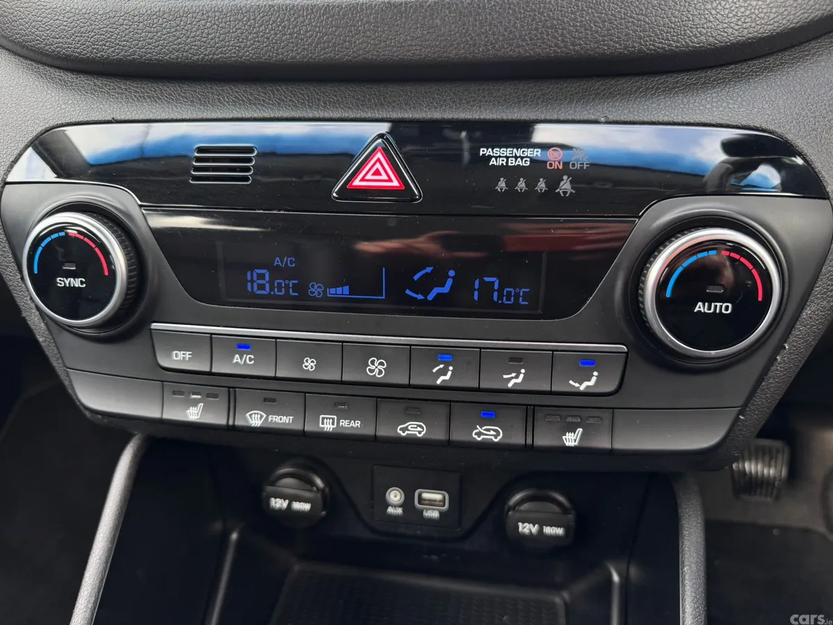 Hyundai Tucson SUV, Diesel, 2017, Gold