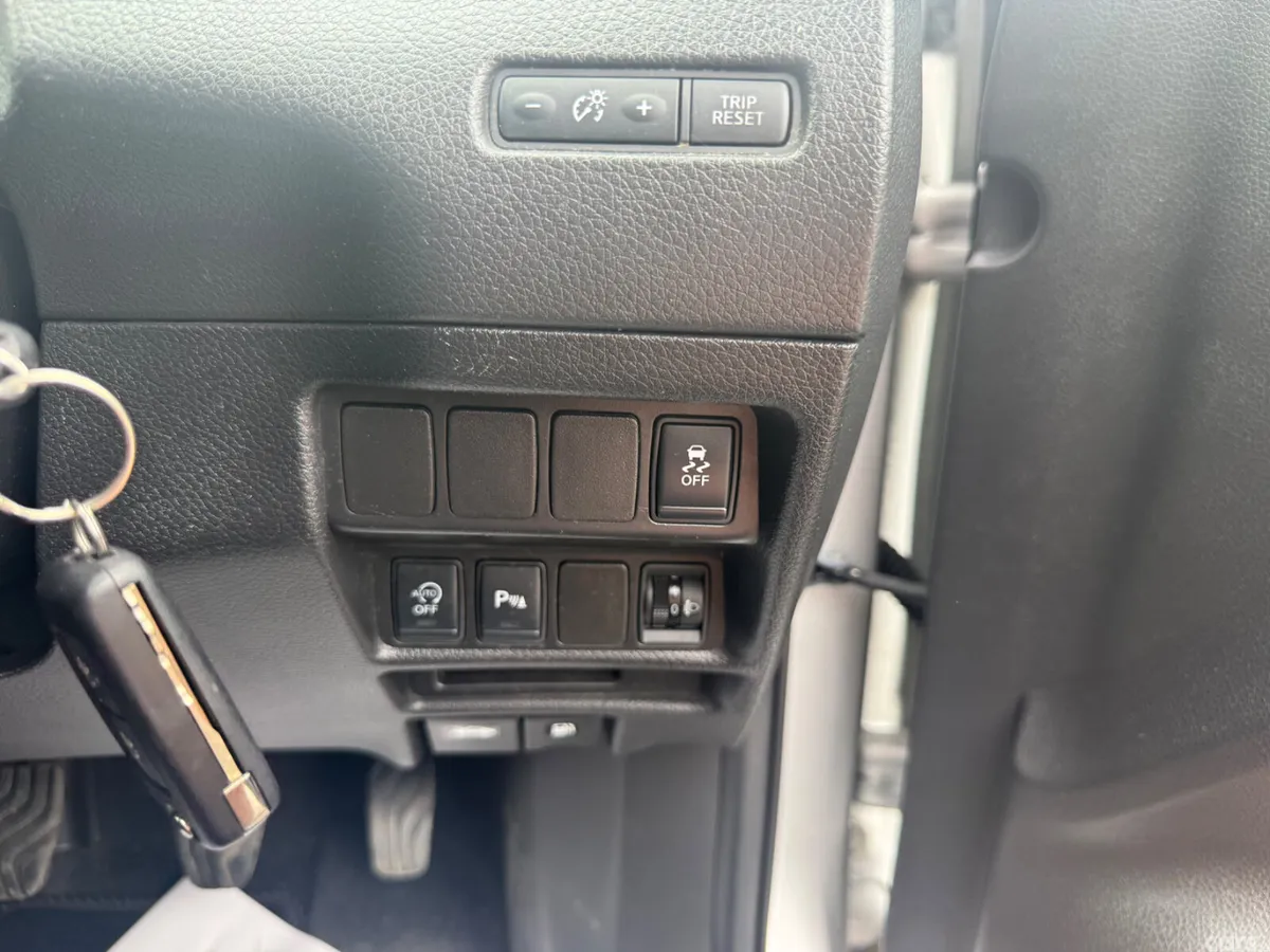 Nissan X-Trail SUV, Diesel, 2016, Silver
