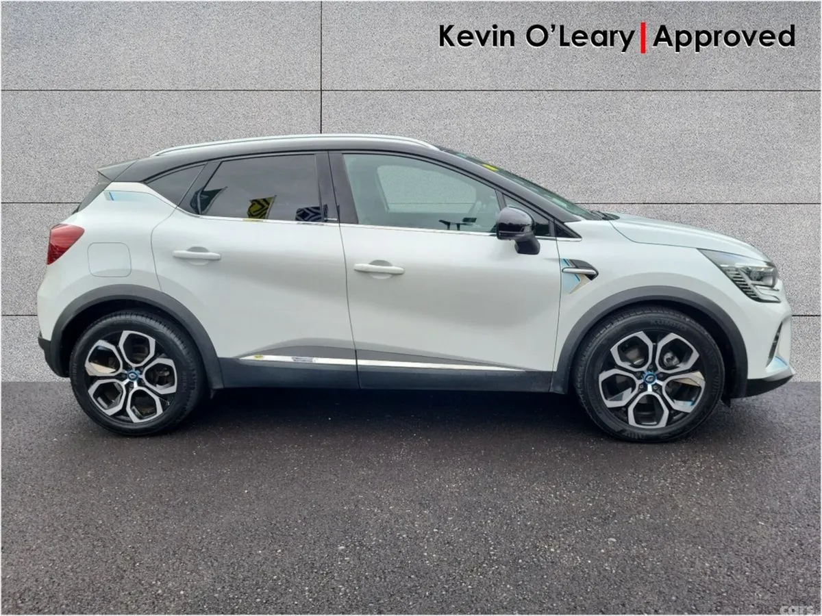 Renault Captur Hatchback, Petrol Plug-in Hybrid, 2020, White