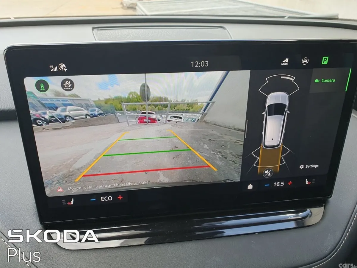 Skoda Enyaq SUV, Electric, 2025, Green