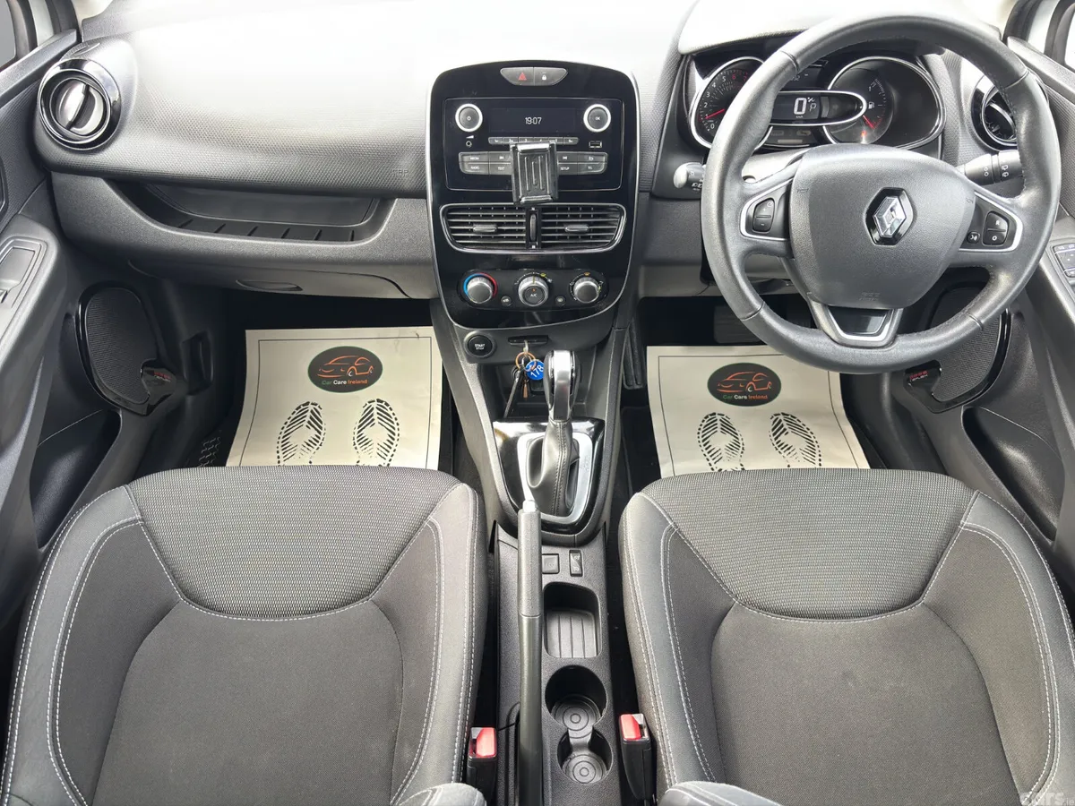 Renault Clio Hatchback, Petrol, 2018, White
