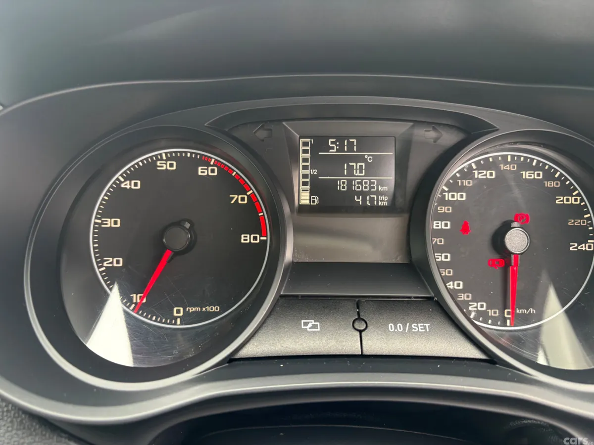 SEAT Ibiza MPV, Petrol, 2015, Red